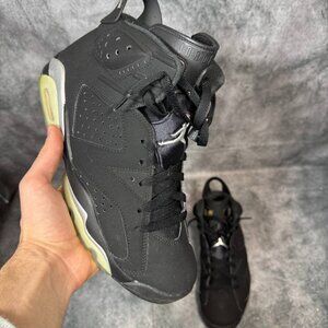 Size 9.5 | Jordan 6 Chrome No Box | Pre-Owned